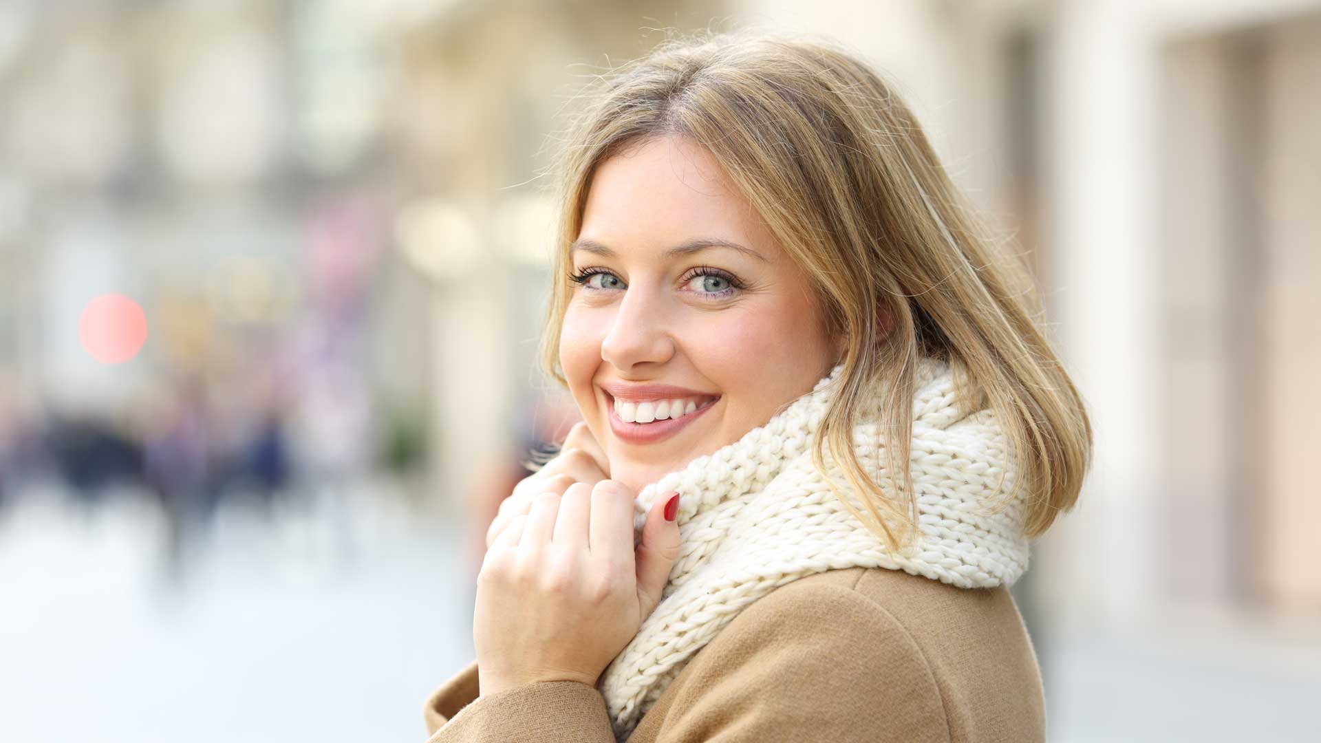 Just-Mani-e-labbra-header